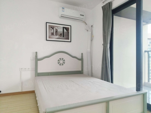 合租·万科天府公园城 4居室 西南卧