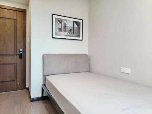 合租·广汇御园二期B区 4居室 东北卧