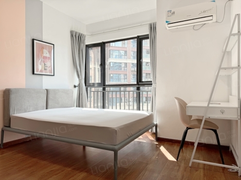 合租·中德英伦联邦A区 4居室 南卧