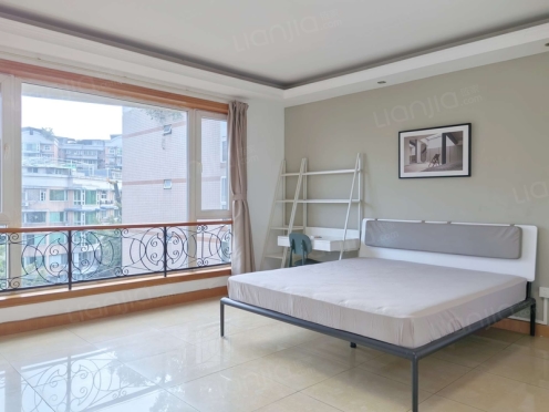 合租·香榭名苑 4居室 南卧