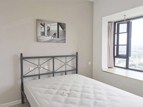 合租·海伦印象 4居室 东南卧