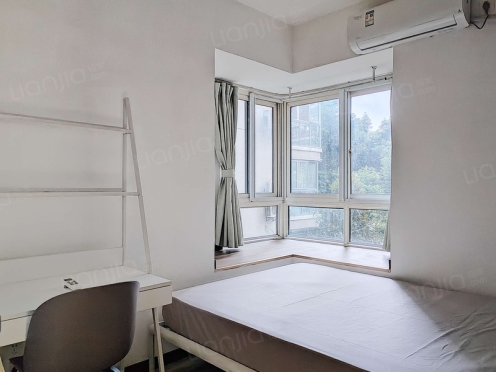 合租·富丽锦城 4居室 西南卧