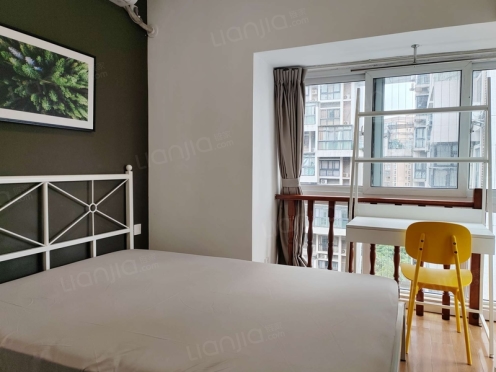 合租·华宇阳光水岸 4居室 东南卧