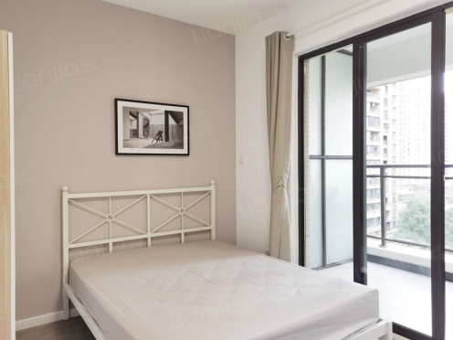 合租·北大资源颐和翡翠府 4居室 西卧