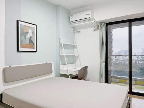 合租·中德英伦联邦B区 4居室 南卧