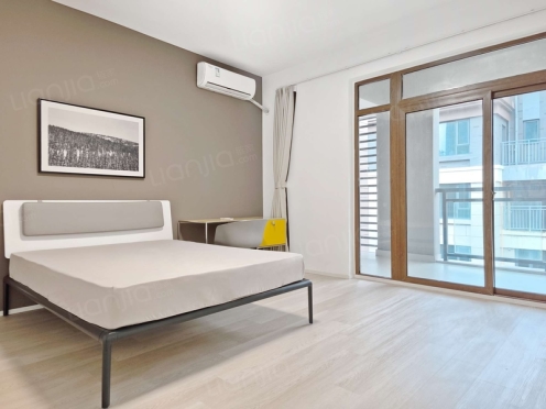 合租·棠湖泊林城 5居室 西南卧