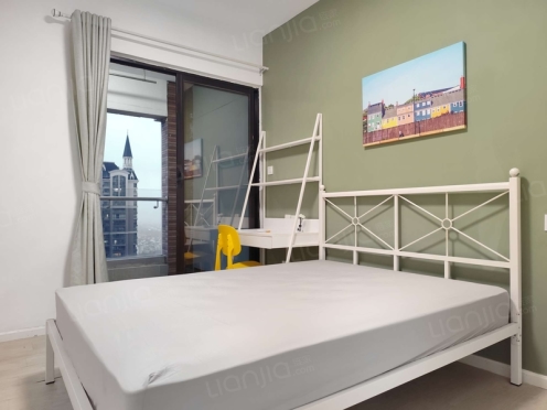 合租·中德英伦联邦A区 4居室 南卧