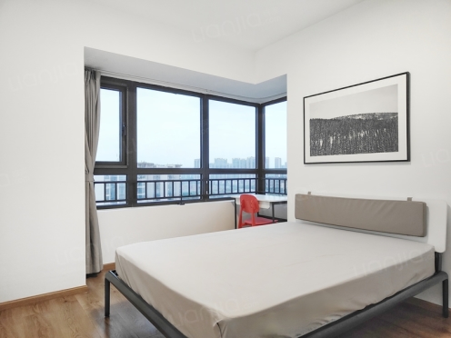 合租·麓府 4居室 东南卧