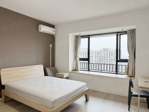 合租·建发天府鹭洲 5居室 西卧