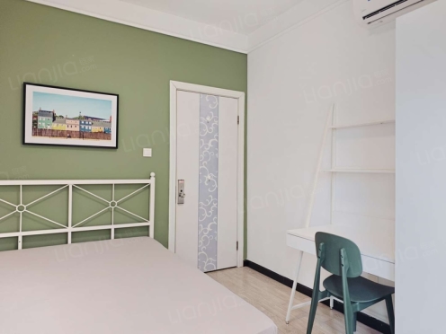 合租·比华利国际城一期 3居室 东北卧