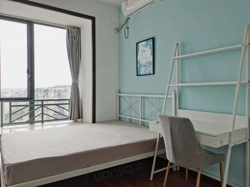 合租·四季花城 5居室 东南卧