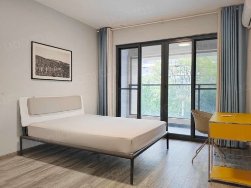 合租·新力郦园 4居室 东南卧