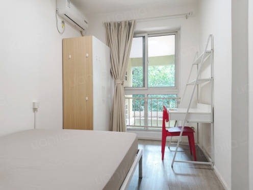 合租·远大都市风景四期 4居室 南卧