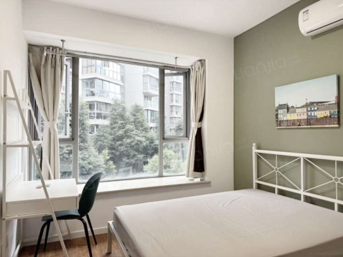 合租·时代晶科名苑 3居室 北卧