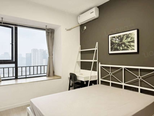 合租·建发天府鹭洲 4居室 东卧