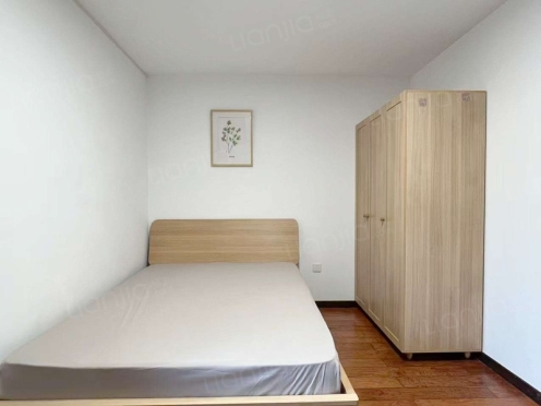 合租·澳深花园 4居室 西南卧