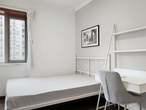 合租·望江橡树林一期 5居室 南卧