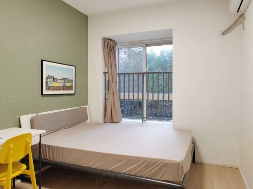 合租·沙河路苑 4居室 东卧