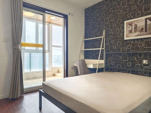 合租·首创国际城一期 4居室 西北卧