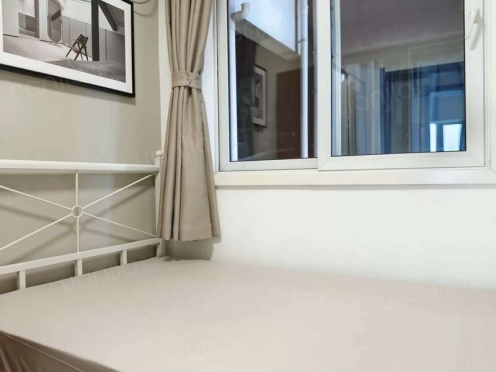 合租·首创国际城一期 4居室 西卧