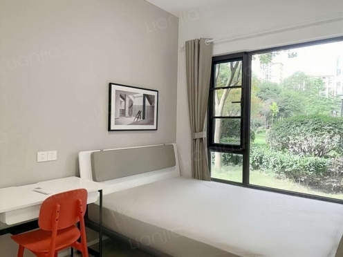 合租·九龙仓时代小镇 5居室 东卧