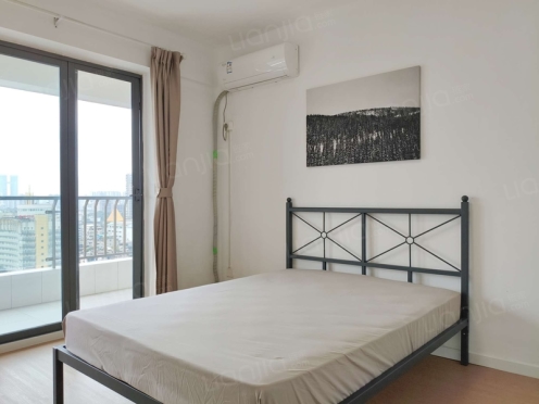 合租·锦天国际 3居室 西北卧