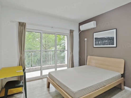 合租·天空城 3居室 西南卧