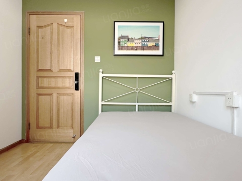 合租·城南名著 4居室 西卧