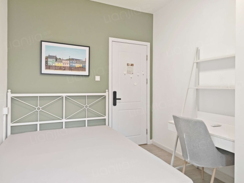 合租·荣盛花语城 4居室 东卧