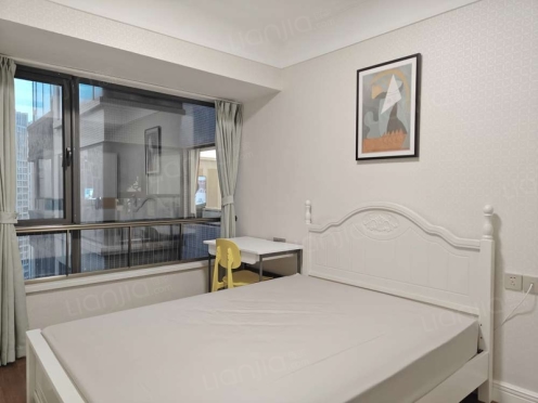 合租·远大中央公园三期 4居室 东卧