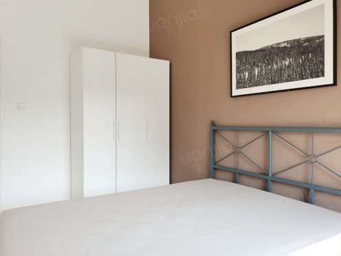 合租·嘉瑞苑二期 3居室 东卧