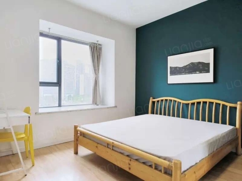 合租·汇融名城C区 4居室 东北卧