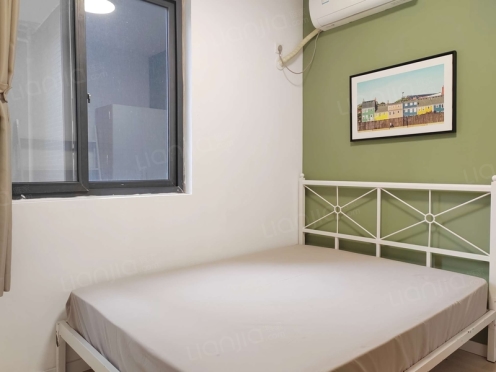 合租·浅水半岛二期 4居室 东北卧