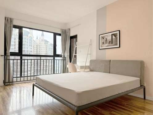 合租·中德英伦联邦C区 4居室 南卧