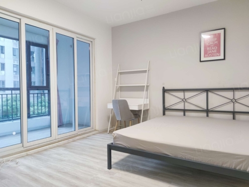 合租·绿地GIC贰期 5居室 北卧