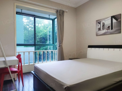 合租·名士公馆 4居室 南卧