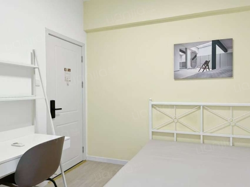 合租·北大资源颐和翡翠府 4居室 北卧