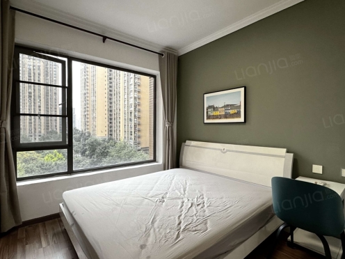 合租·朗基天香 4居室 东卧