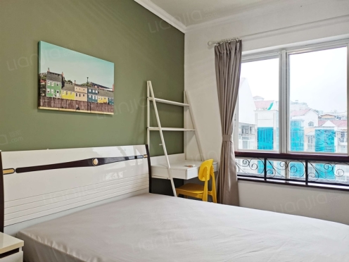 合租·名人苑 4居室 北卧