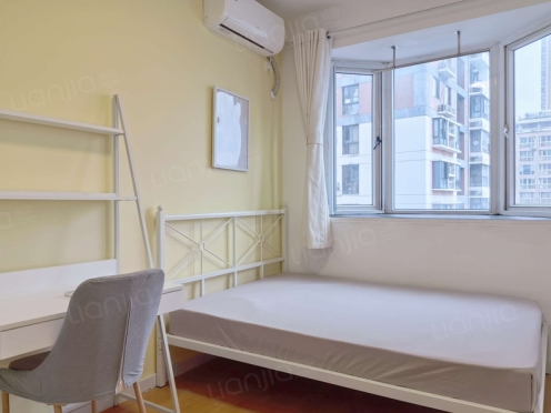 合租·冠城花园二期 4居室 东南卧