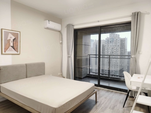 合租·央湖名邸二期 4居室 西卧