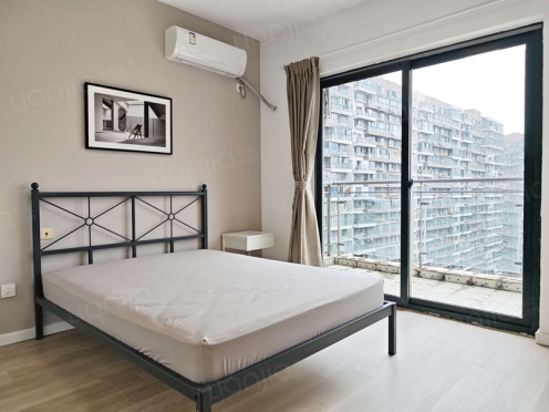 合租·领馆区1号 4居室 南卧