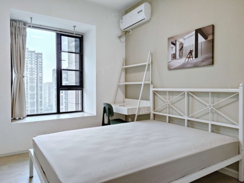 合租·人居盛和林语北区 3居室 南卧