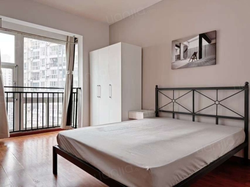 合租·世纪朝阳 4居室 西南卧