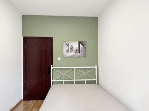 合租·中海兰庭 4居室 东卧