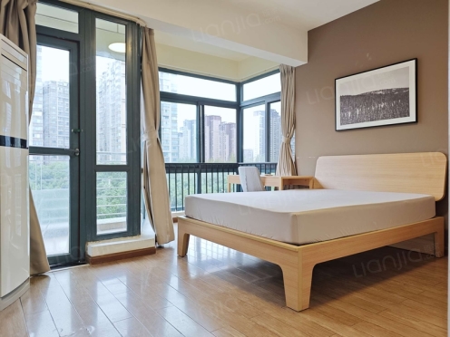 合租·融城理想 4居室 西卧