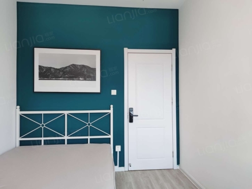 合租·人居盛和林语南区 4居室 南卧