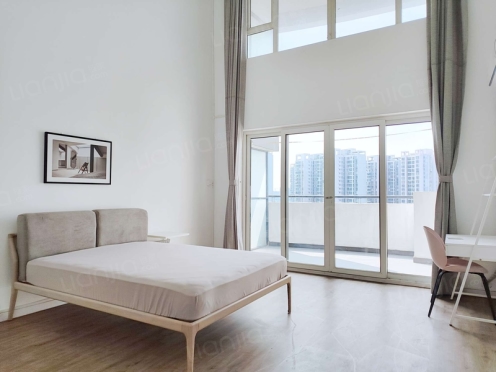 合租·蓝光凯丽香江 4居室 北卧