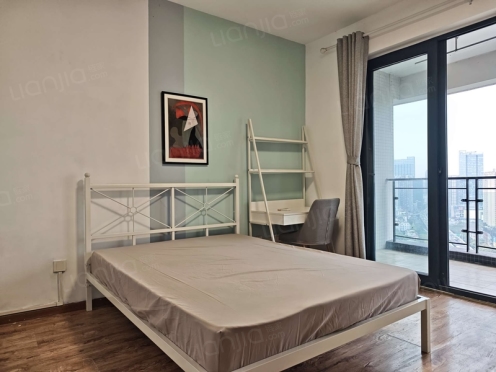 合租·浅水半岛一期 3居室 南卧