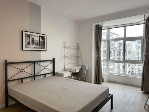 合租·利通出水芙蓉 4居室 东卧